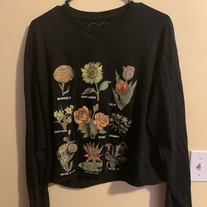 Cropped flower diagram shirt